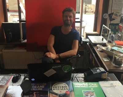 Intervista a Jacopo Panizza – Libreria La Piola, Bruxelles Intervista a Jacopo Panizza – Libreria La Piola, Bruxelles