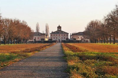Con la delegazione FAI di Modena alla scoperta dei gioielli della nostra provincia Con la delegazione FAI di Modena alla scoperta dei gioielli della nostra provincia