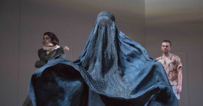 Il burqa strappato Il burqa strappato