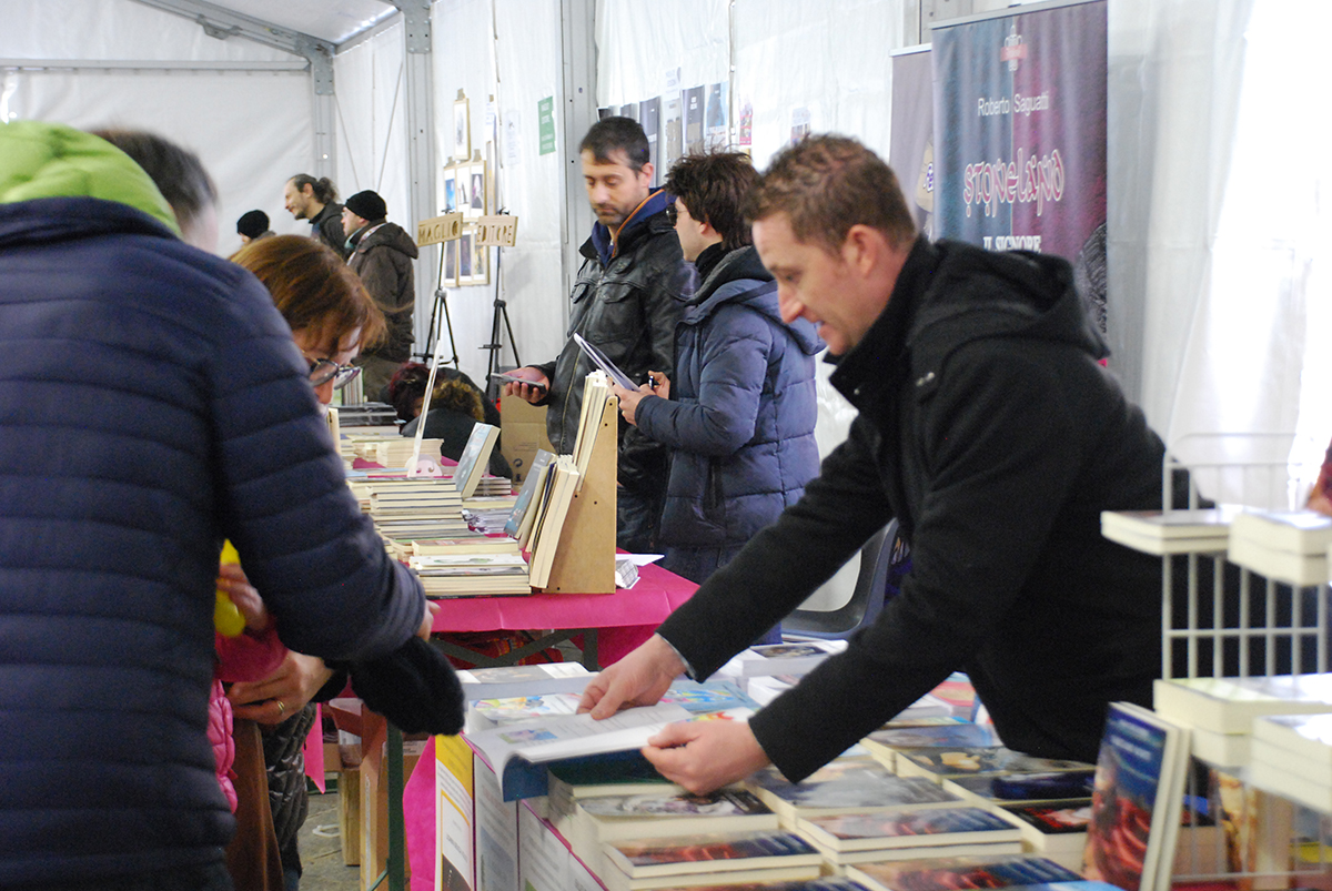 Editori in mostra - Buk Festival 11° Edizione, 2018 - Francesco Zarzana Intervista